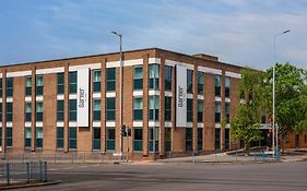 Garner Hotel Wolverhampton By Ihg